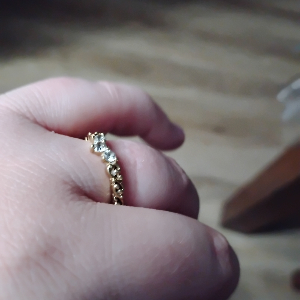 Elegant Dainty Pandora Gold-plated Wedding Band 💖💖💖 - Picture 2 of 9
